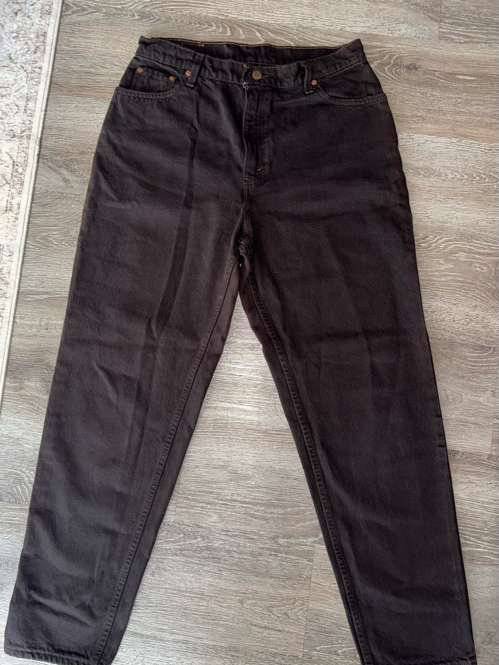 Levi’s 550 Relaxed Fit Tapered Leg Brown Jeans